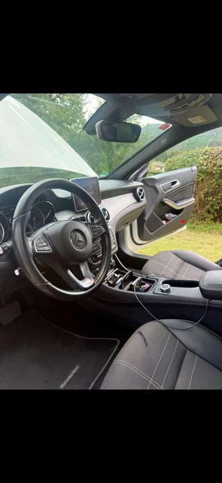 Mercedes-Benz Clase CLA 2015