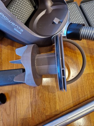 Aspiradora sin bolsa Rowenta Compact Power XXL