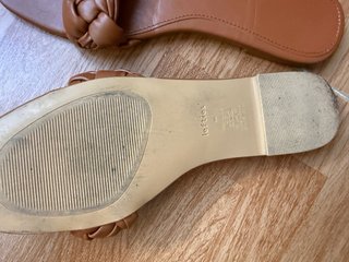 Sandalias marrones trenzadas