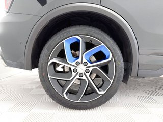 Lynk & Co 01 1.5 PHEV 6.6kW 192 kW (261 CV)