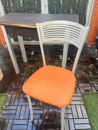 Mesa cocina abatible y sillas