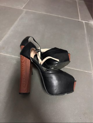 Scarpe con tacco alto e plateau