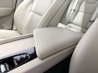 Volvo XC60 T4 Business Plus Auto 140 kW (190 CV)