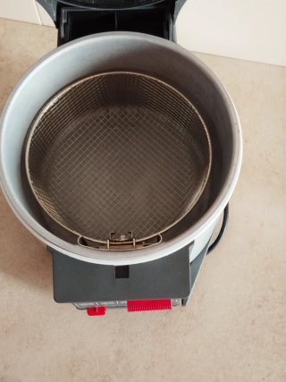 Friggitrice elettrica De'Longhi fino a 5 litri