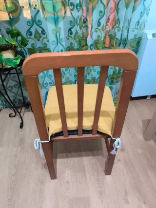 Sillas de comedor de madera ( dos )