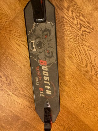 Patinete Bestial Wolf. Booster B12