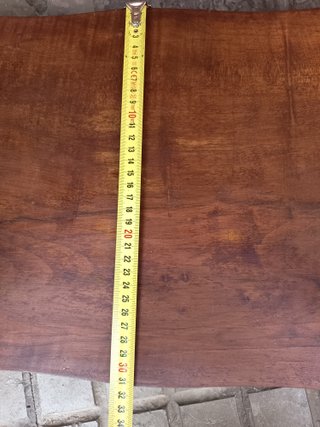 Mesa auxiliar rústica de madera