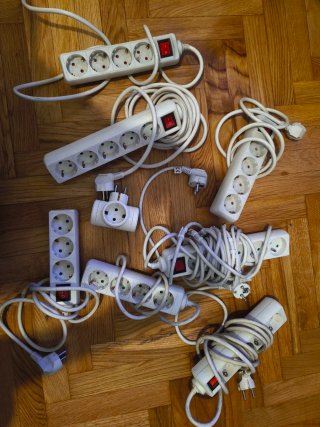 Regletas de luz variadas