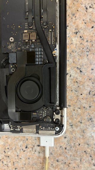 MacBook Air 11 2015 para piezas