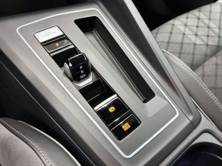 Volkswagen Golf Variant R-Line 2.0 TDI 110 kW (150 CV) DSG