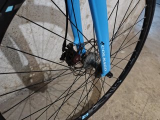 Bici Gravel Colnago Negra y Azul