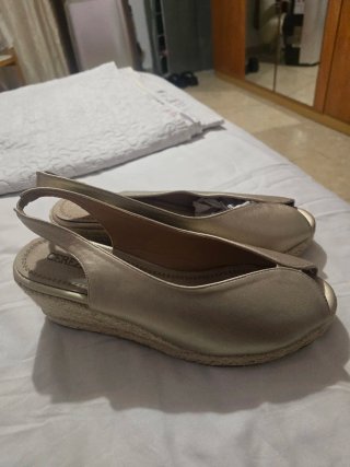 Sandalias Cerez Doradas