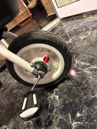 Triciclo Gemelar con Capotas