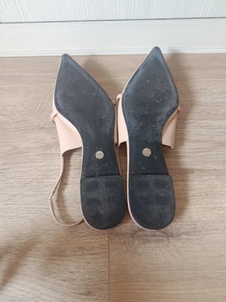 Zapatos destalonados Zara beige Talla 39