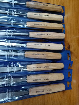 LOTE DE 9 GUBIAS PFEIL DE LA SERIE 1S/e