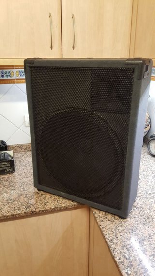 EQUIPO SONIDO MUSICSON/BEYMA/AMCROM MACROTECH 2400