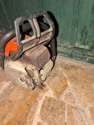 Stihl 034 AV Super para reparar