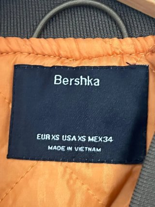 Chaqueta Bomber Bershka Verde Oliva