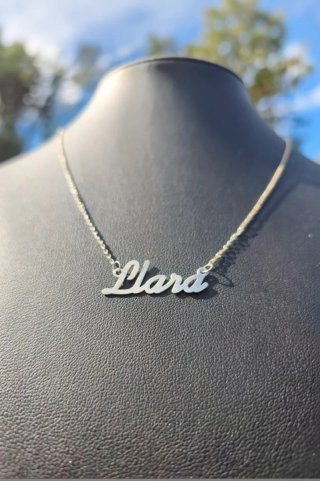 Collar de Plata nombre "Llara".