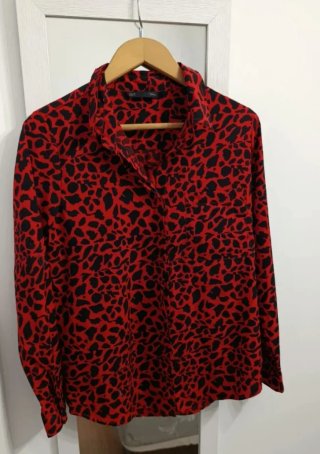 Blusa Estampada animal pronto - Sfera - Talla M