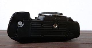 Cámara Nikon F-801s con dos objetivos