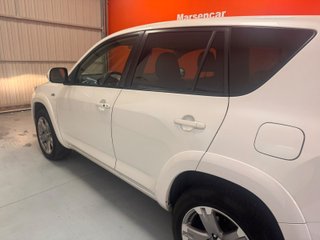 Toyota RAV4 2.2 D4D 150cv Diésel