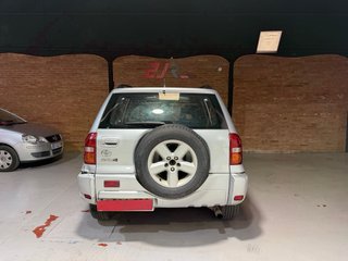 Toyota RAV4 2004