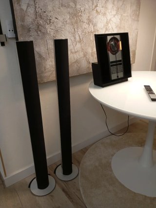Equipo Sonido Bang & Olufsen + Altavoces