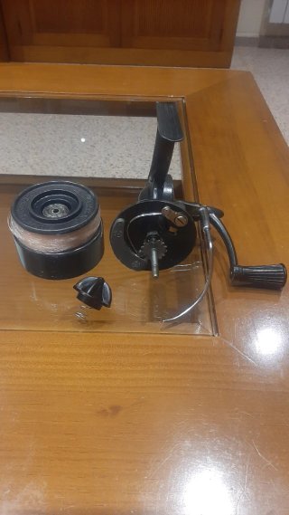 Carrete de Pesca Sagarra