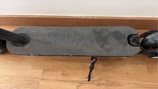 Patinete Eléctrico Negro, marca Smart Baggio.