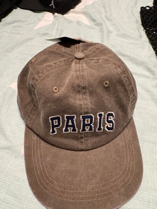 Gorra Pull & Bear Paris Marrón