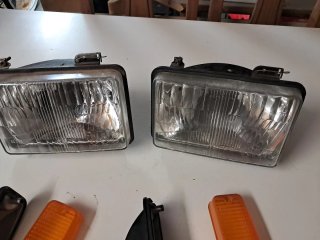 Set de Focos y Pilotos para Seat 124