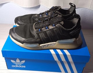 Zapatillas Adidas NMD_V3 Negras y Azules