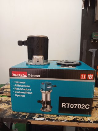 Fresadora Makita RT0702C 710W Garantía 2029+Regalo