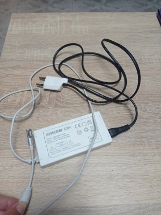 Cargador AVACOM  60W