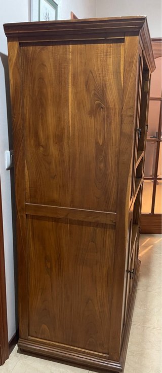 Armario Antiguo de Castaño