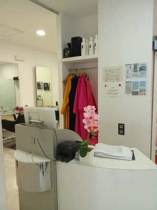 MOBILIARIO PROFESIONAL DE PELUQUERÍA