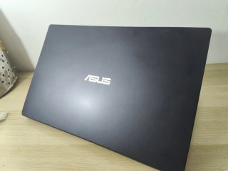 Portátil ASUS E510M