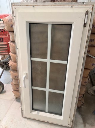 Ventana de PVC con Premarco