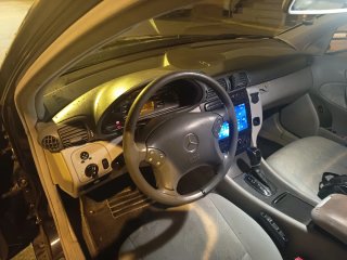 Mercedes-Benz c 220 2005