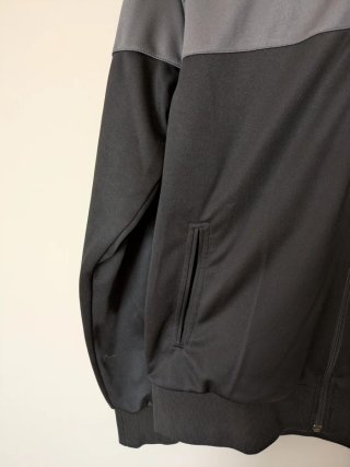 Chaqueta Chándal 198 Unonueveocho Gris y Negra