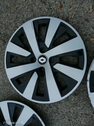 4 Tapacubos originales Renault Clio 15 pulgadas