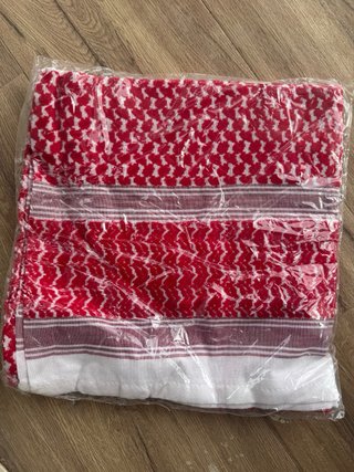 Pañuelo árabe AL-MUHANNAD rojo y blanco