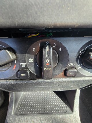 Mitsubishi Carisma 2003