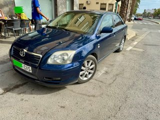 Toyota Avensis 2004