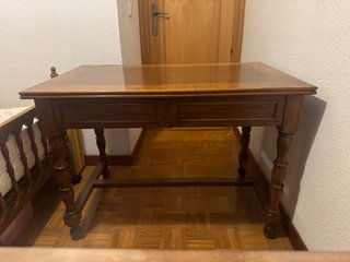 Mesa Escritorio Clásica de Madera