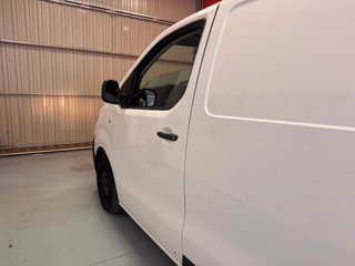 Citroen Jumpy talla M BlueHDI 90kw control