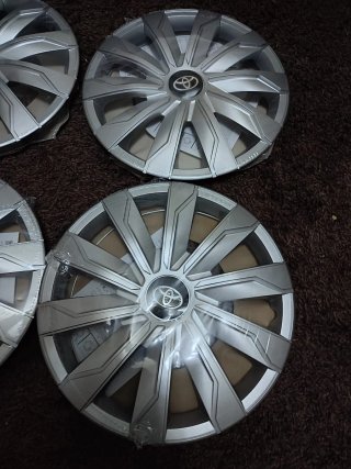Set de 4 Tapacubos Toyota 14/15/16  pulgadas
