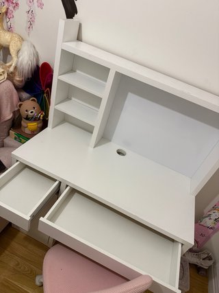 Escritorio MICKE y silla VIMUND infantil IKEA