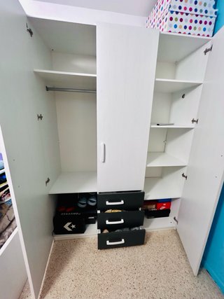 Armario juvenil 150cm No es del Ikea